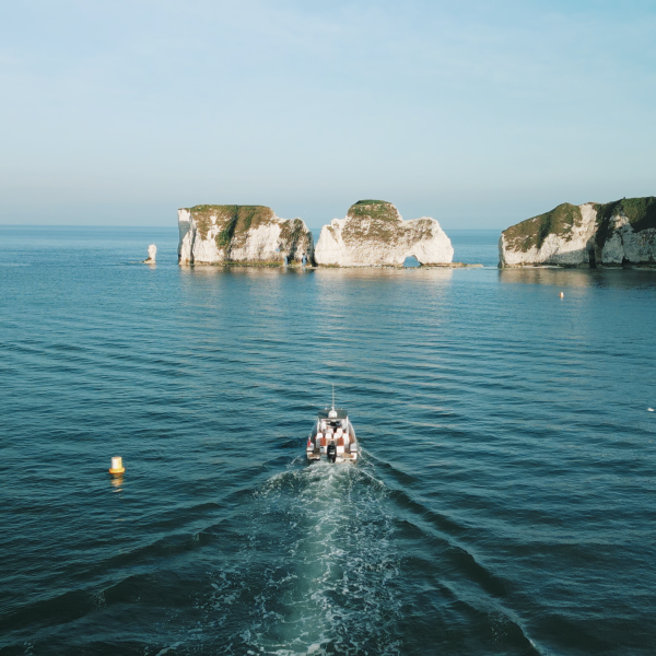 WIN a LUXURY Boating Experience, Onboard a £125,000 power boat